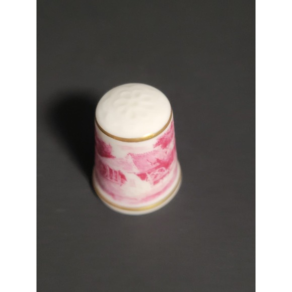 Vintage Kaiser W. Germany Scenic River Red Transferware Porcelain Thimble - Picture 4 of 7